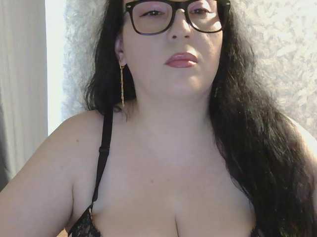tatianamedi live cam on BongaCams
