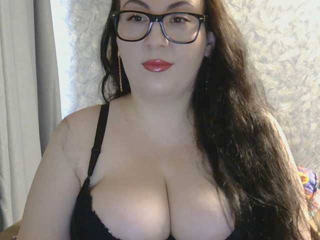 tatianamedi live cam on BongaCams