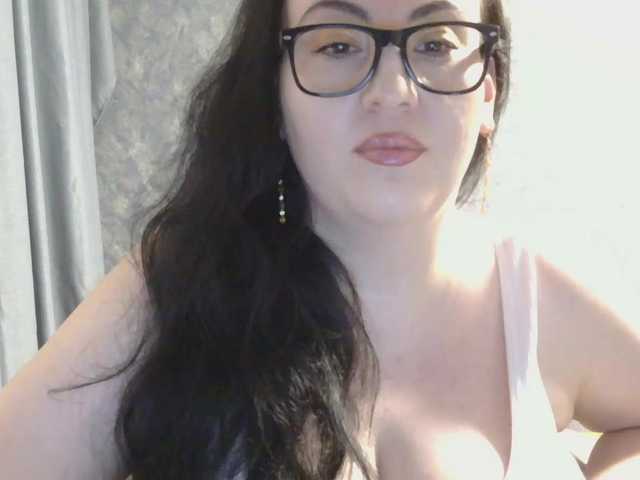 tatianamedi live cam on BongaCams