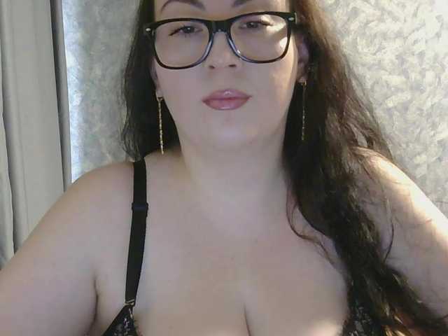 tatianamedi live cam on BongaCams