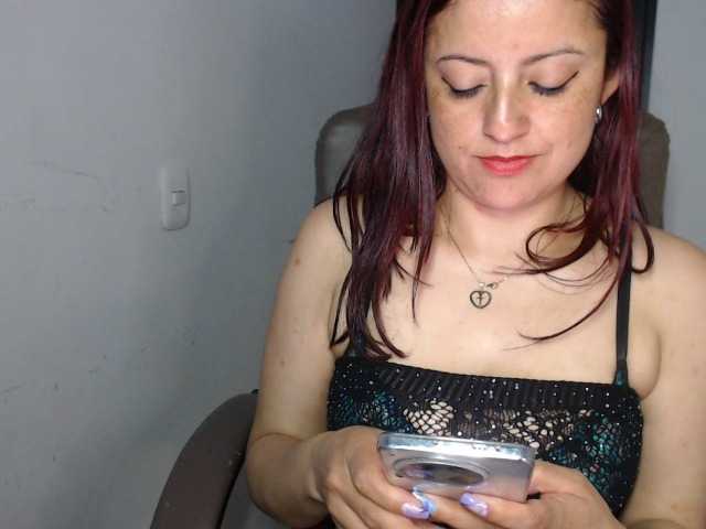blowjobjobs live cam on BongaCams