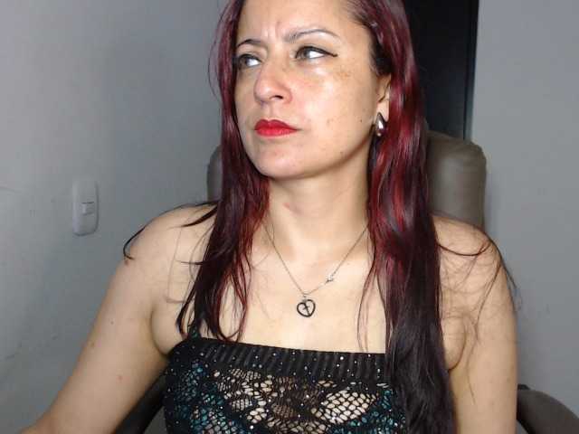 blowjobjobs live cam on BongaCams
