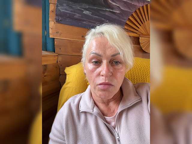 Sandra-Boobs webcam