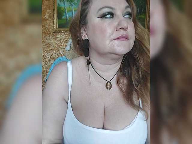 milli1983 live cam on BongaCams