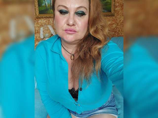 milli1983 live cam on BongaCams