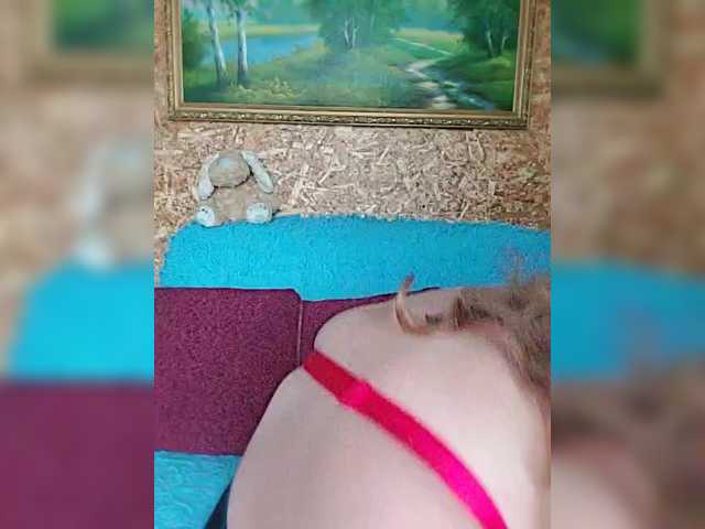 milli1983, live now on BongaCams