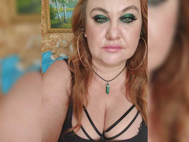 milli1983 live webcam show