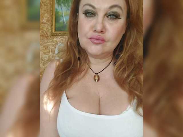 milli1983 live cam on BongaCams