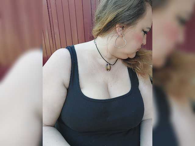 milli1983 live sex show