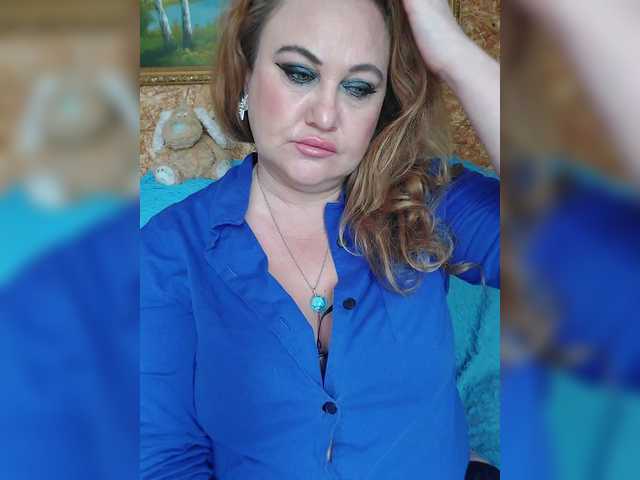 milli1983 live cam on BongaCams