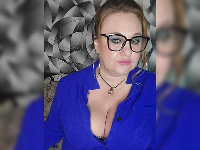 milli1983 live cam on BongaCams