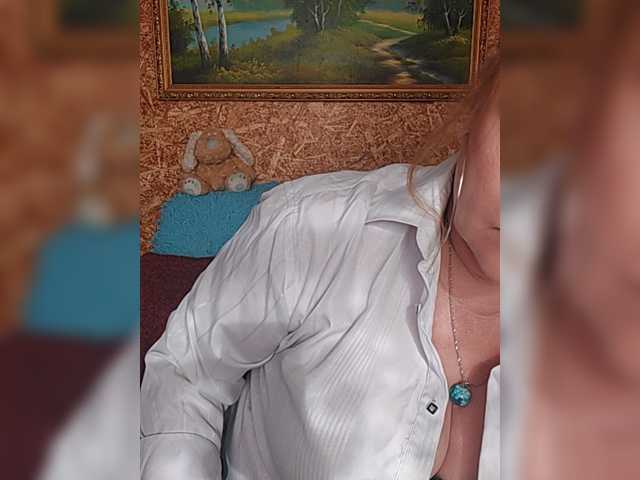 milli1983 live cam on BongaCams