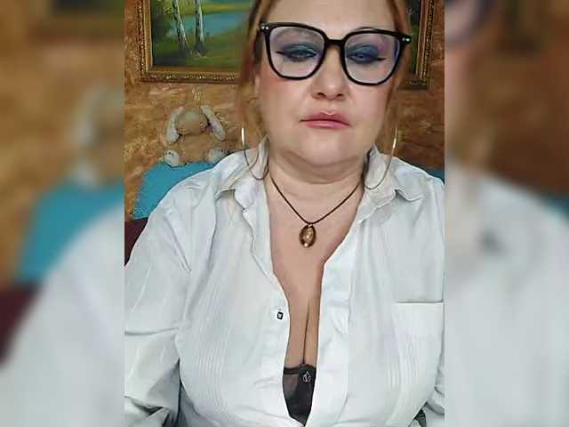 milli1983 live cam on BongaCams