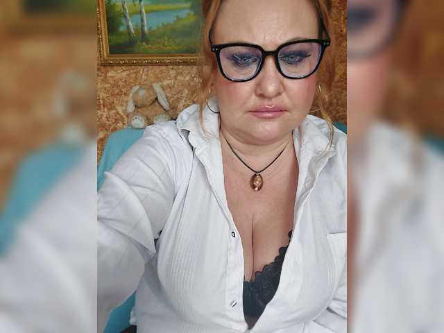 milli1983 live cam on BongaCams