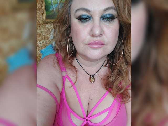 milli1983 live webcam show