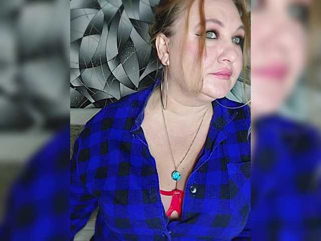 milli1983 live cam on BongaCams