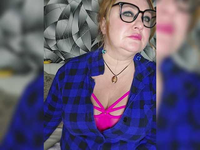 milli1983 live cam on BongaCams