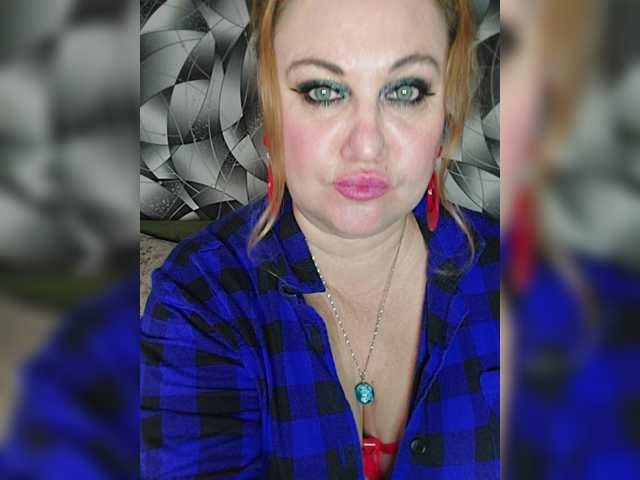 milli1983 live cam on BongaCams