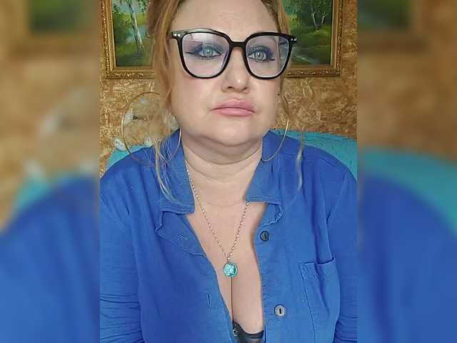 milli1983 live cam on BongaCams