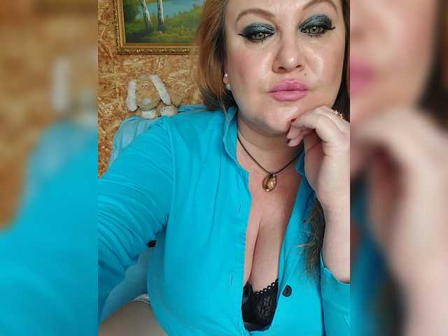 milli1983 live cam on BongaCams