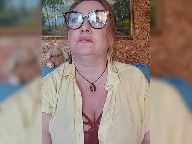 milli1983 live cam on BongaCams