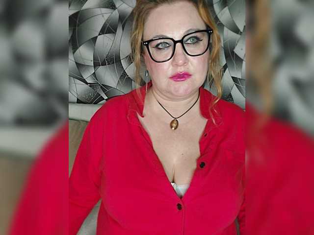 milli1983 live cam on BongaCams