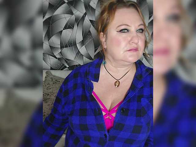 milli1983 live cam on BongaCams