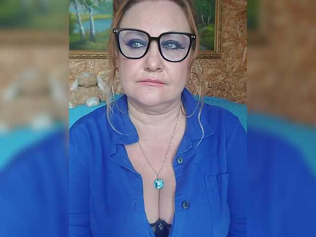 milli1983 live cam on BongaCams