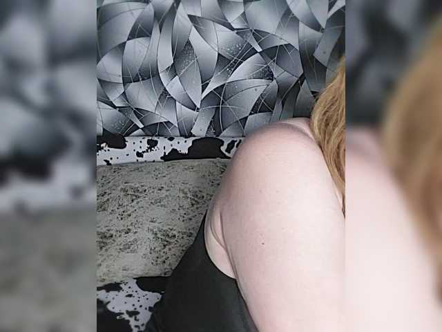 milli1983 live cam on BongaCams