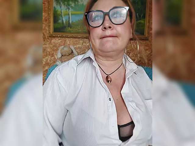 milli1983 live cam on BongaCams