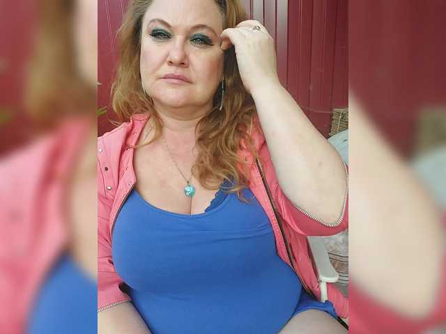milli1983 live cam on BongaCams