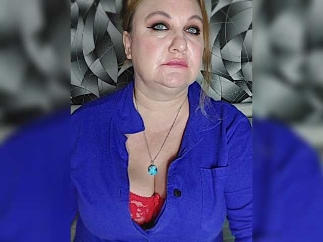 milli1983 live cam on BongaCams