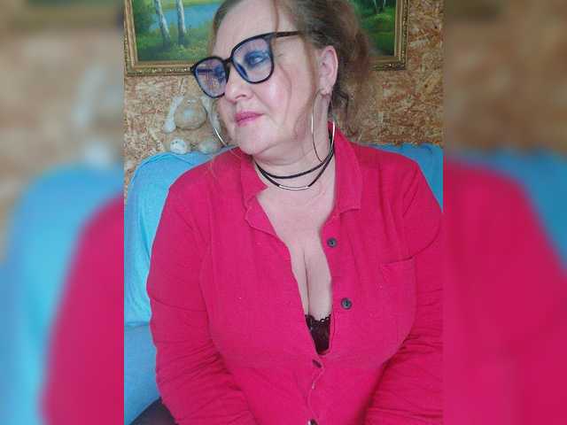 milli1983 live cam on BongaCams
