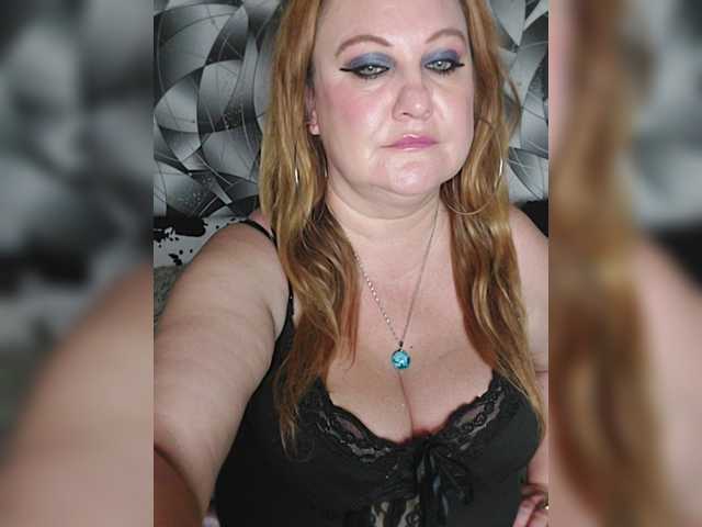 milli1983 live cam on BongaCams
