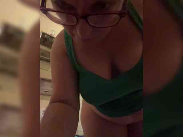 PrurientGem webcam