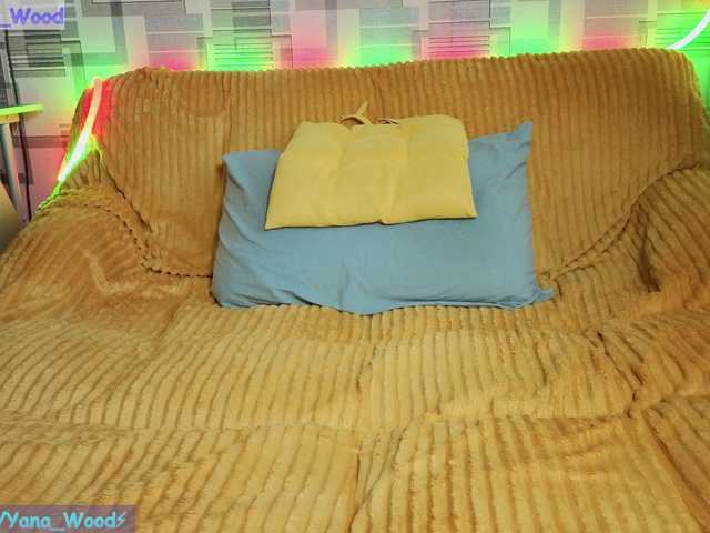 camkittana live cam on BongaCams