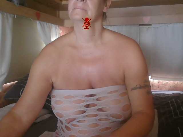 illymaus live cam on BongaCams