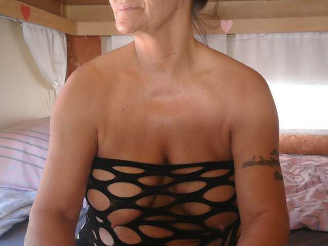 illymaus live cam on BongaCams