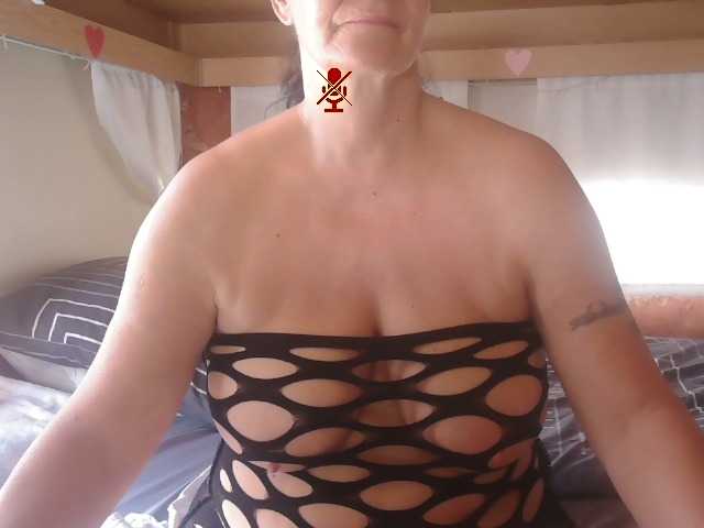 illymaus live cam on BongaCams