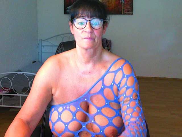 illymaus live sex show