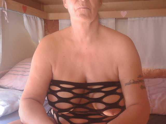 illymaus live cam on BongaCams
