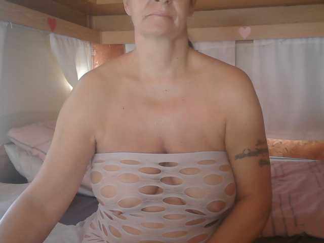 illymaus live cam on BongaCams