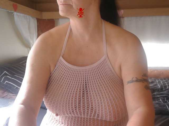illymaus live cam on BongaCams