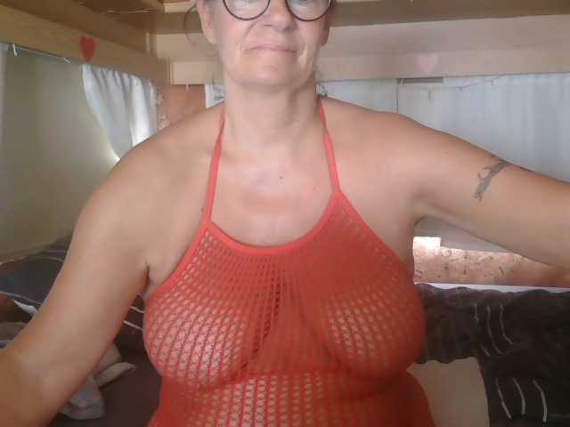 illymaus live cam on BongaCams