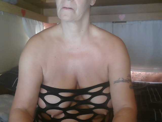 illymaus live cam on BongaCams