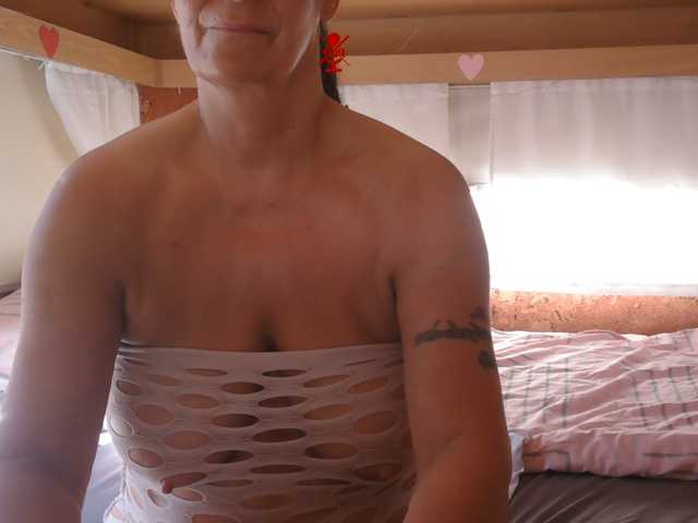 illymaus live cam on BongaCams