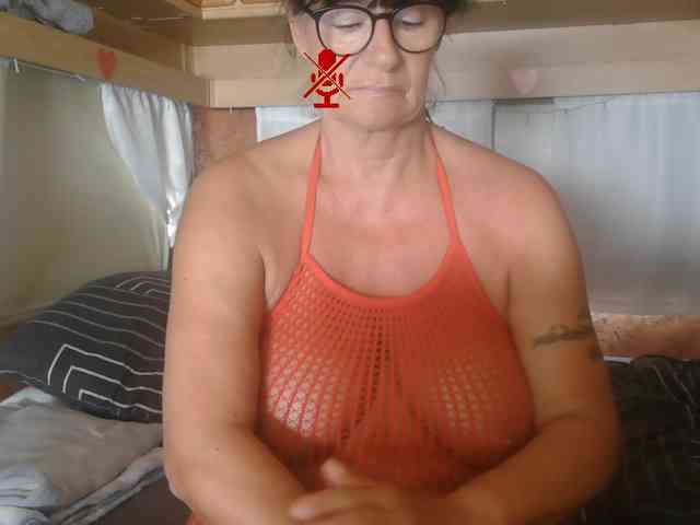 illymaus Live Webcam on BongaCams