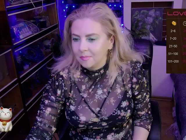 Delicecatmyau live cam on BongaCams