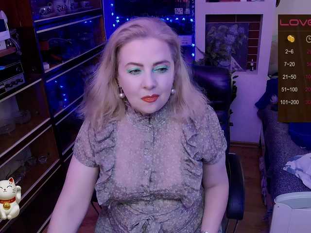 Delicecatmyau live cam on BongaCams