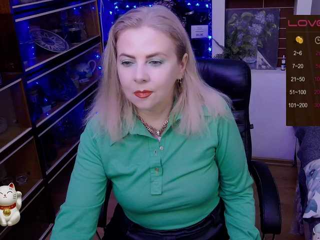 Delicecatmyau live webcam show